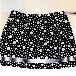 NWT Black & White Larry Levine Woman 20W Skort